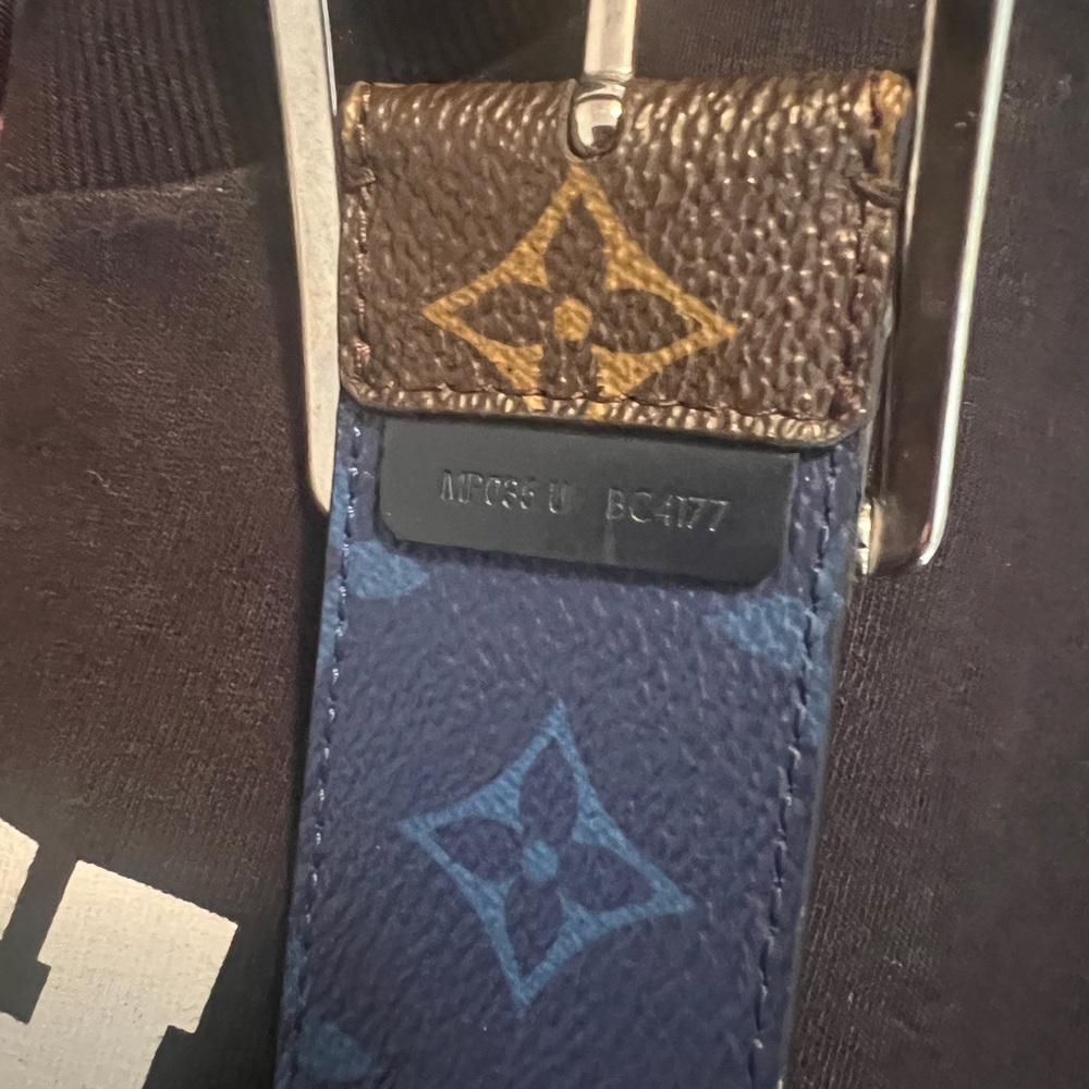 Authentic Louis Vuitton belt reversible - Picture 4 of 4